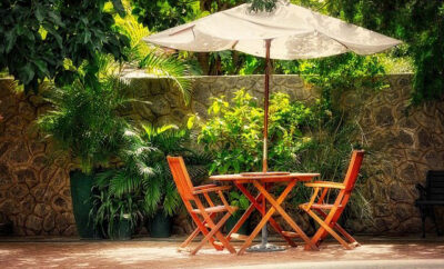 Terrasse sommerlich gestalten