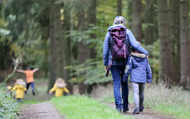 Sommer Wandern Kinder Gefahren